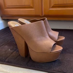 Steve Madden slip on wedges